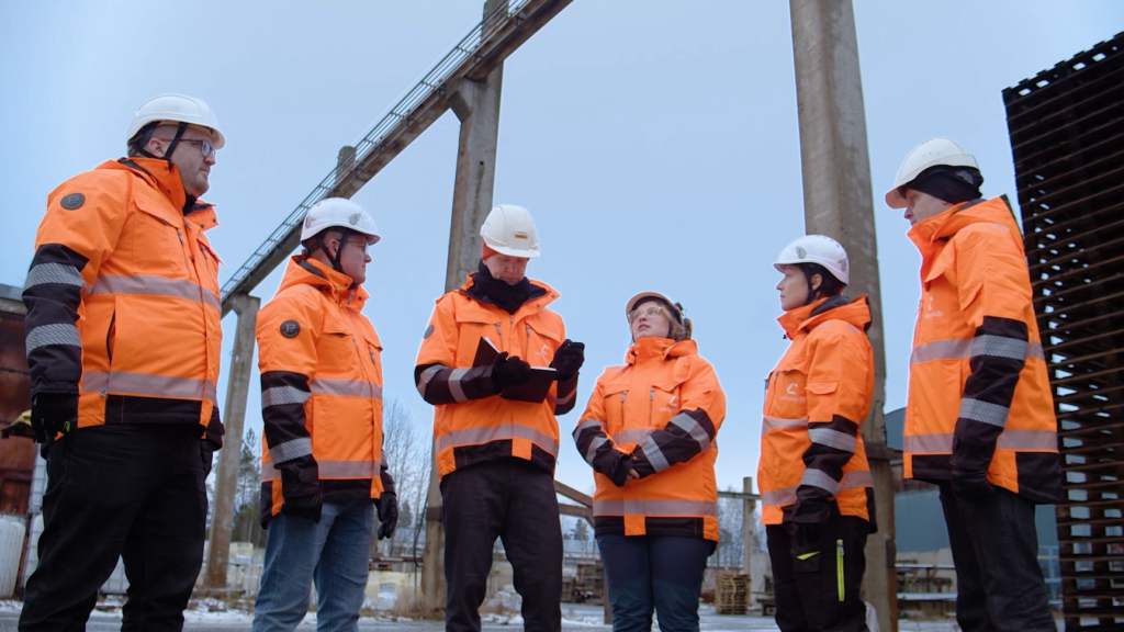 Carbonaide team members at Lakka concrete factory